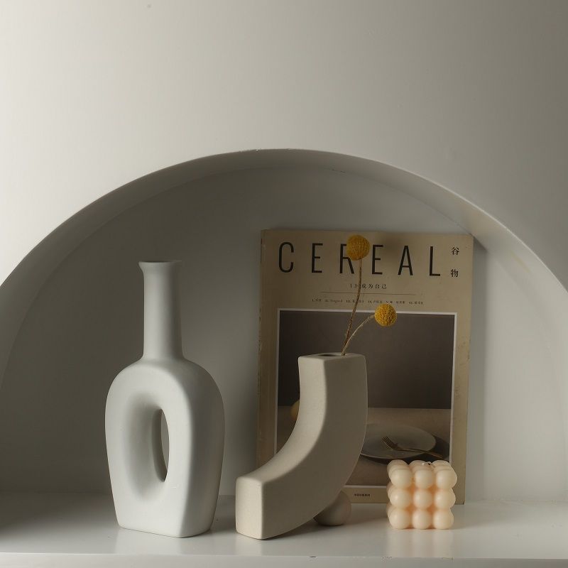 Minimalistic Oval Ring Ceramic Vase