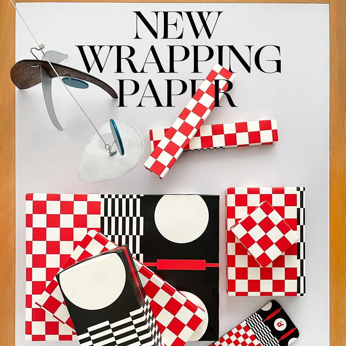 Paperplay Gift Wrapping Paper-Red and Black Plaid 
